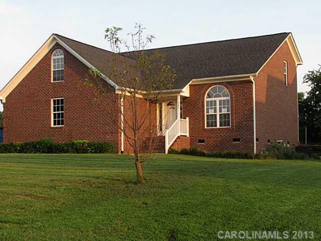 107 Cheval Trail Cleveland NC 27013