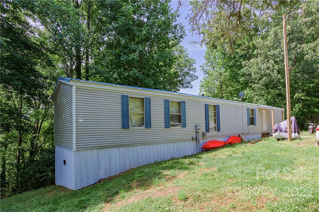 147 Dogwood Acres Loop Marion NC 28752