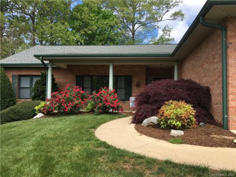 107 Fairway Knoll Drive Hendersonville NC 28739