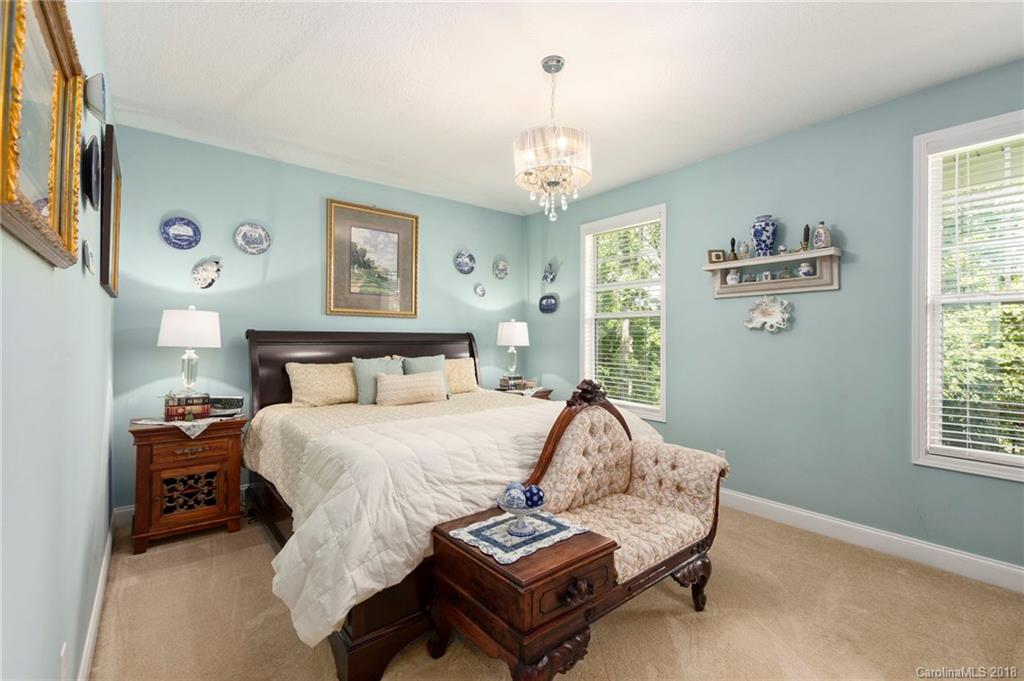 15 Crestview Street Asheville NC 28803