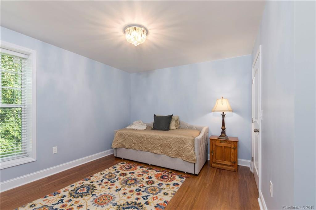 15 Crestview Street Asheville NC 28803