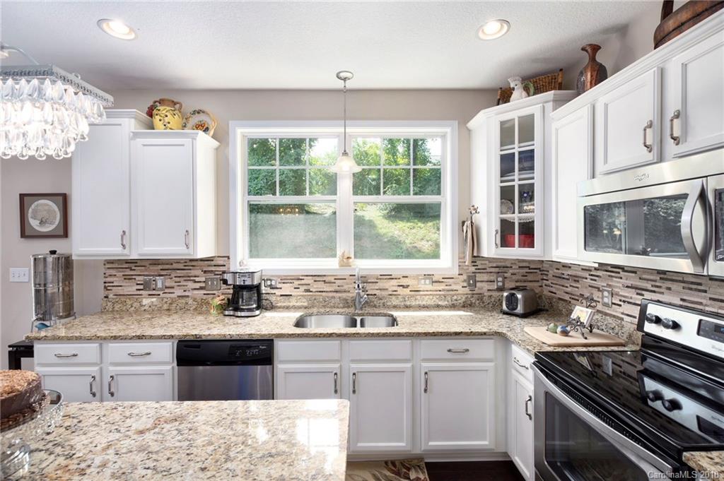 15 Crestview Street Asheville NC 28803
