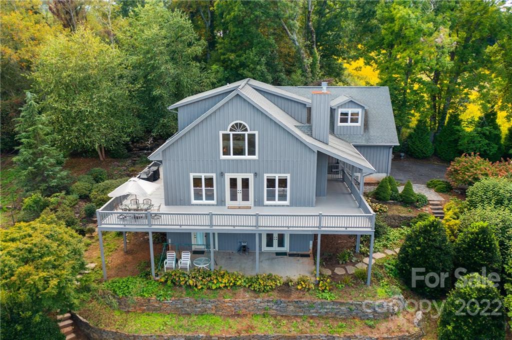 100 Crestwood Drive Burnsville NC 28714