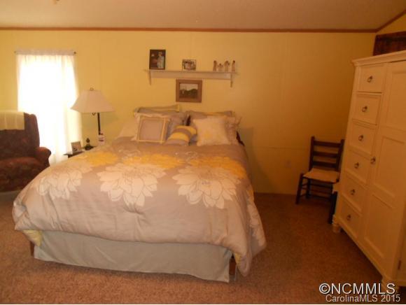 192 Snyder Lane Mills River NC 28759