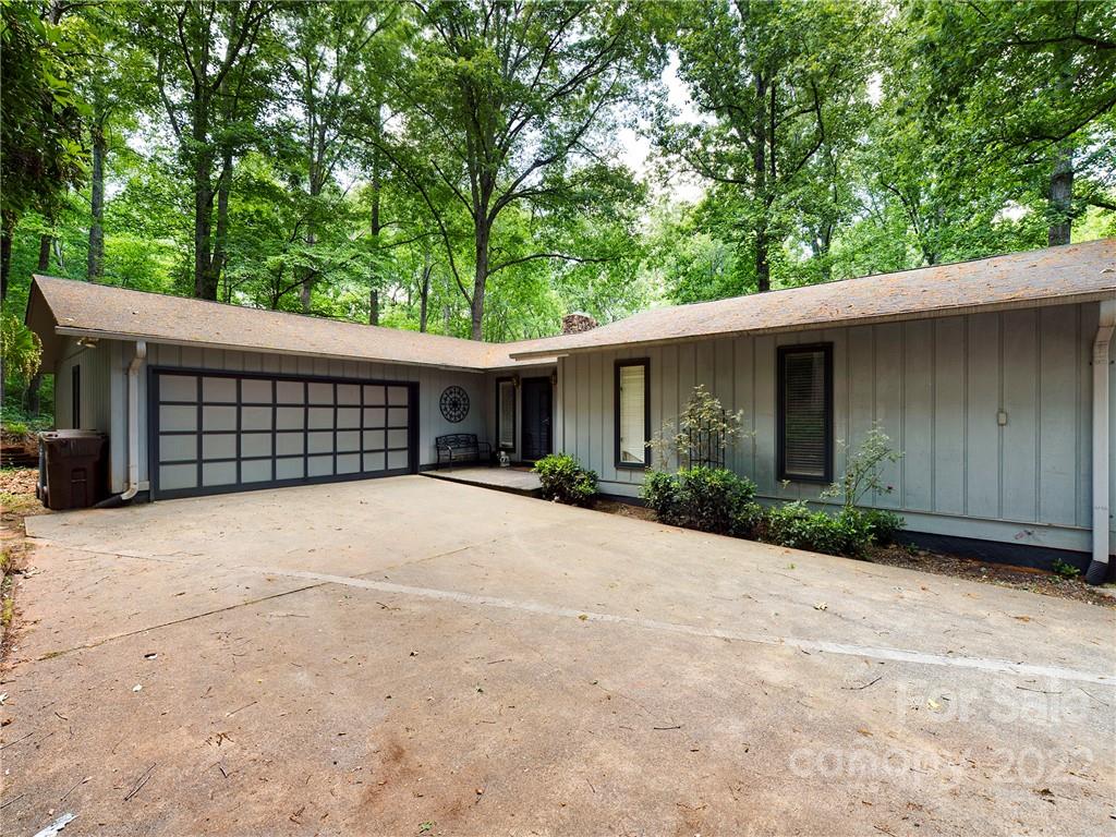 1457 Hardwood Circle Newton NC 28658