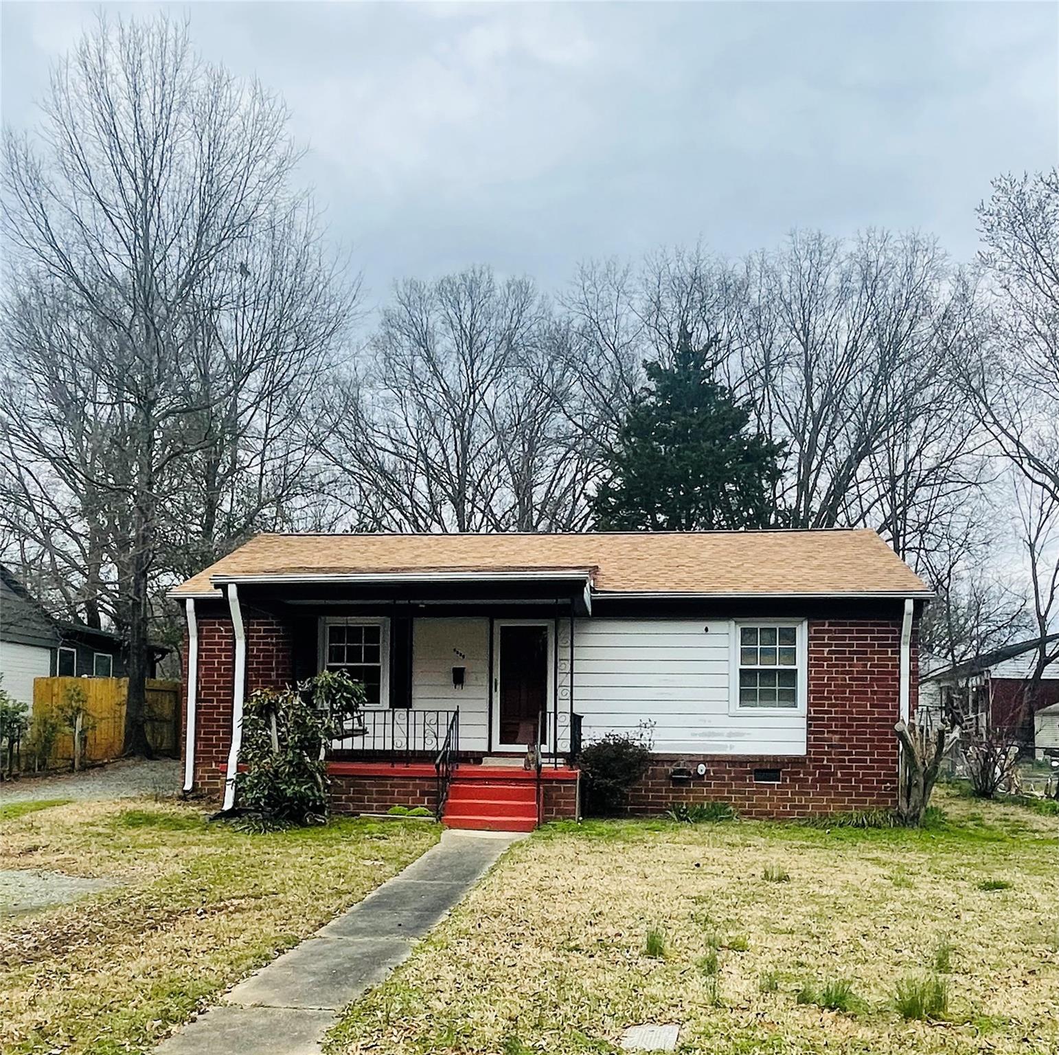 1319 Meadow Lane Charlotte NC 28205