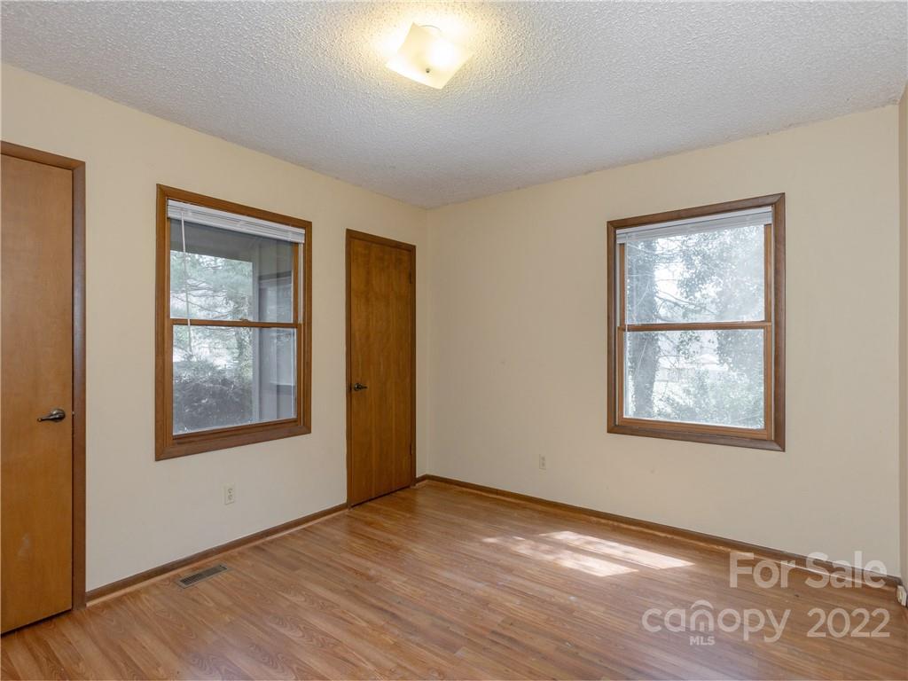 23 Saint Andrews Road Arden NC 28704