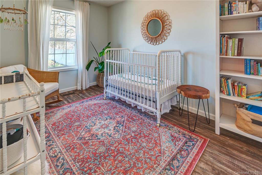 55 Sand Hill School Road Asheville NC 28806