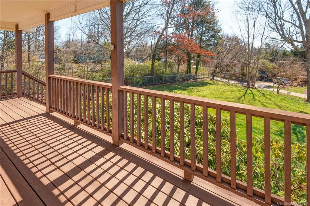 55 Sand Hill School Road Asheville NC 28806