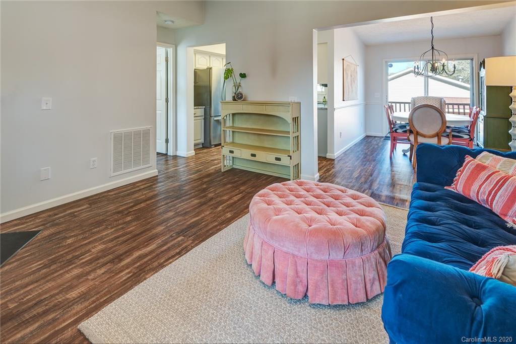 55 Sand Hill School Road Asheville NC 28806