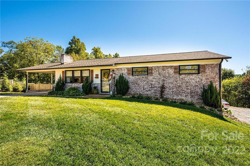 1008 Windameer Street SE Lenoir NC 28645