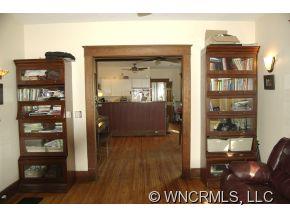 160 South Grove Street Asheville NC 28801
