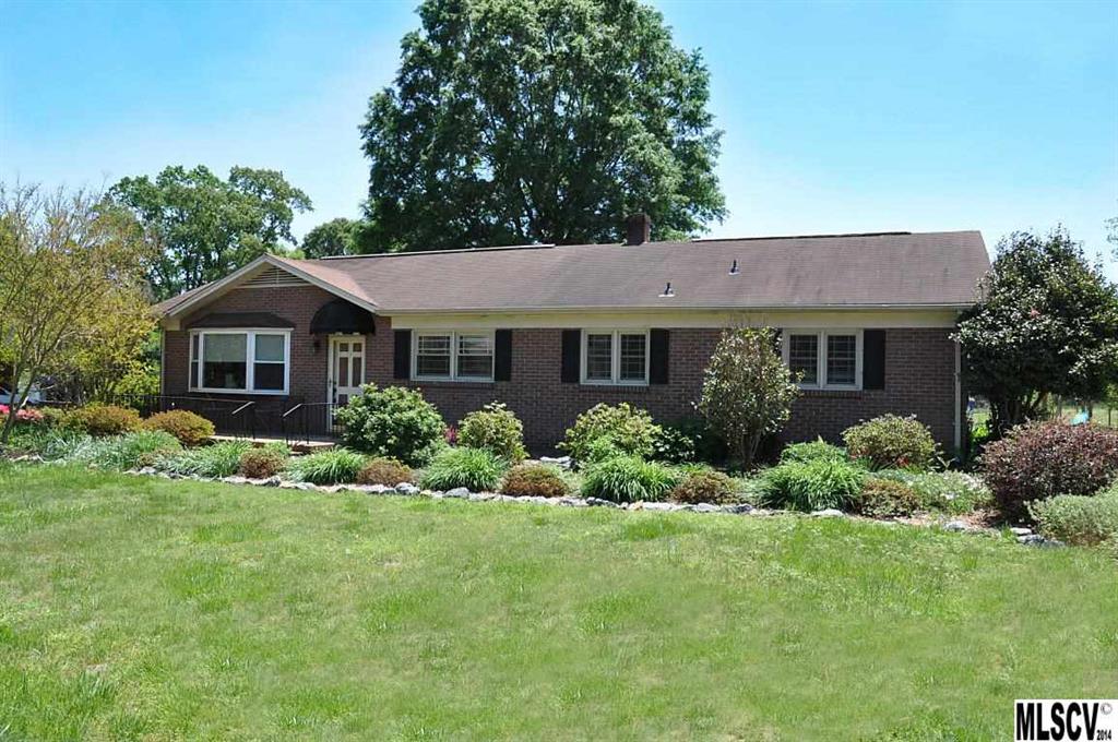 1808 33rd Avenue NE Hickory NC 28601