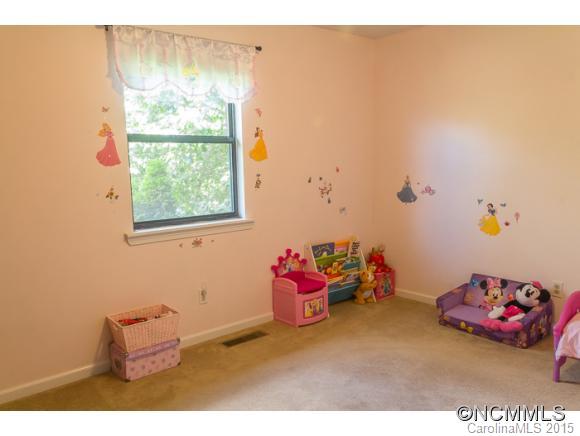 135 Terrace Drive Weaverville NC 28787