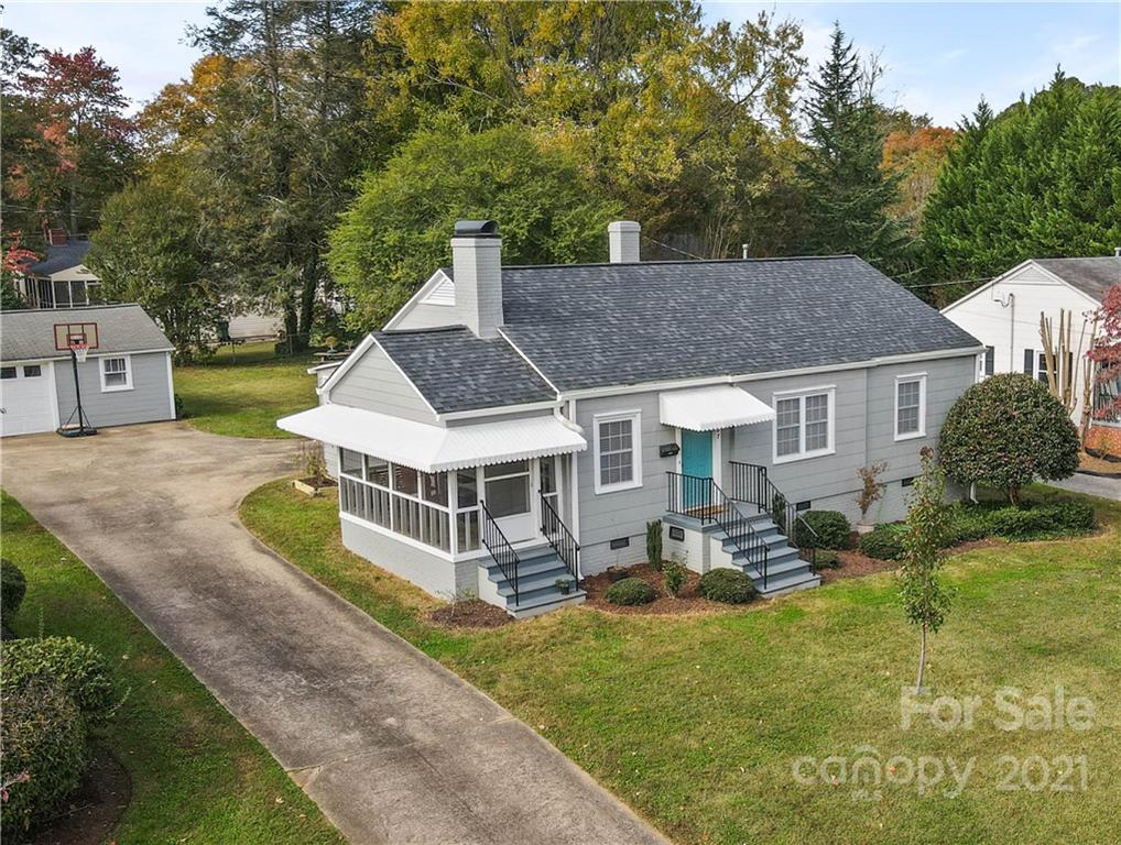 1427 11th Street NW Hickory NC 28601