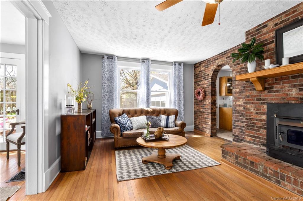 199 Forest Hill Drive Asheville NC 28803