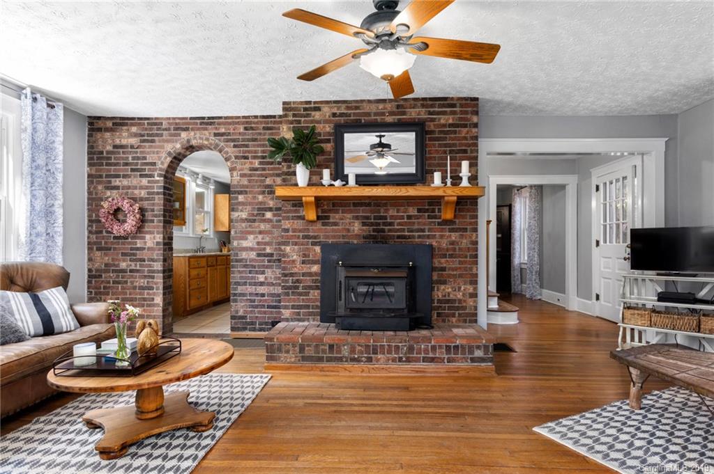 199 Forest Hill Drive Asheville NC 28803