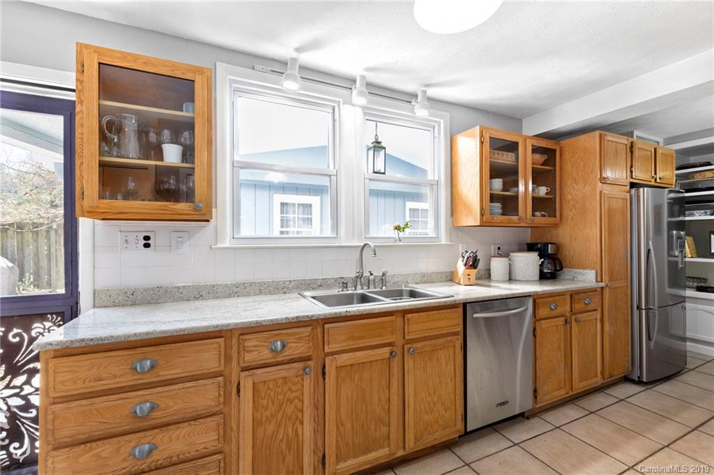 199 Forest Hill Drive Asheville NC 28803