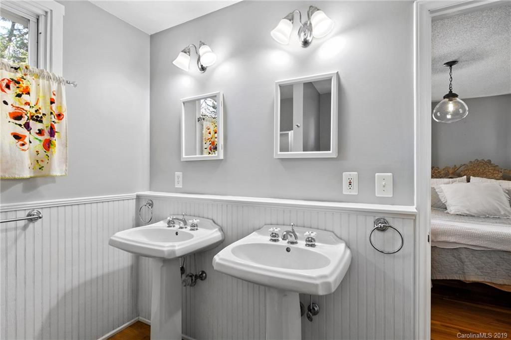199 Forest Hill Drive Asheville NC 28803