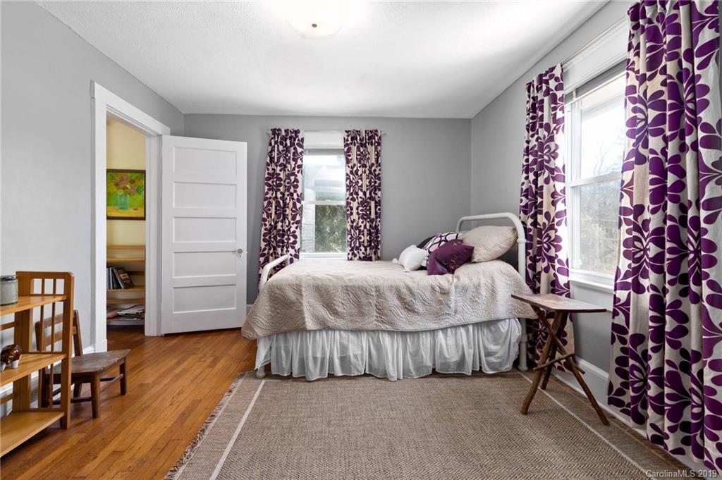 199 Forest Hill Drive Asheville NC 28803