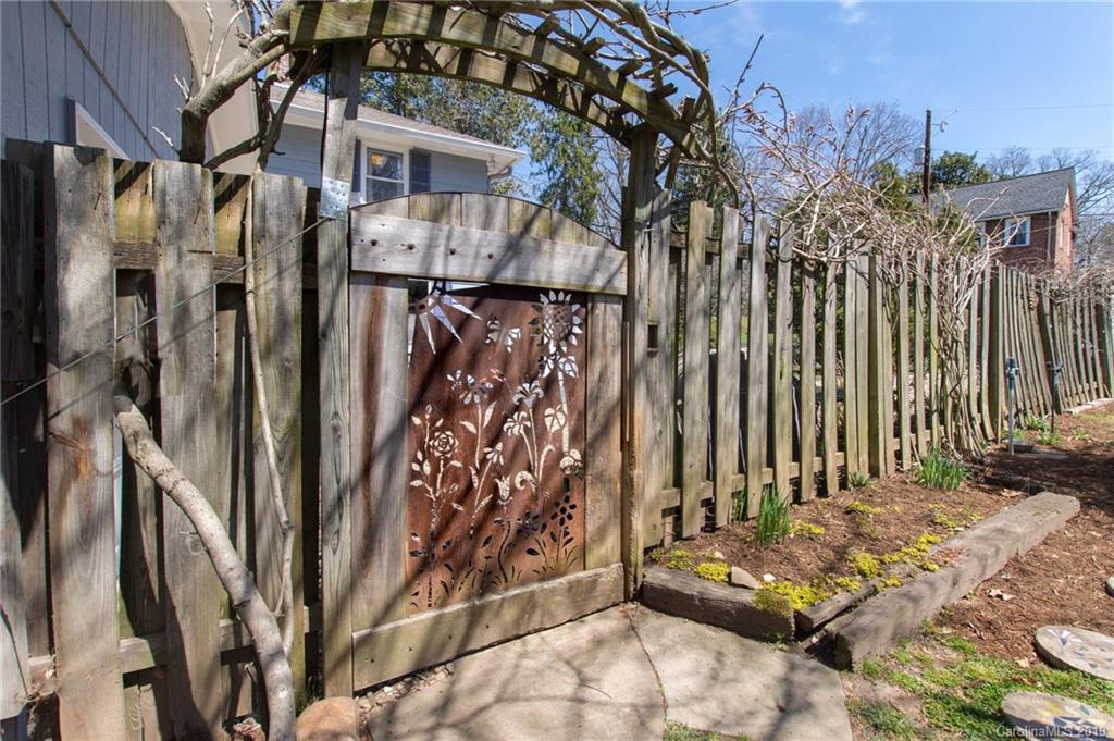 199 Forest Hill Drive Asheville NC 28803
