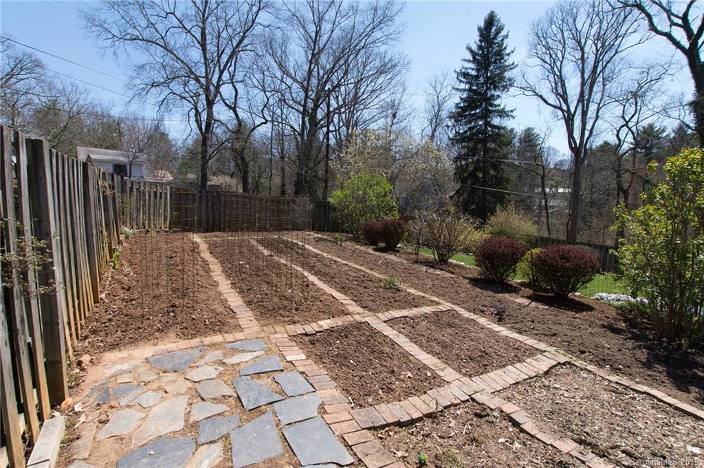 199 Forest Hill Drive Asheville NC 28803