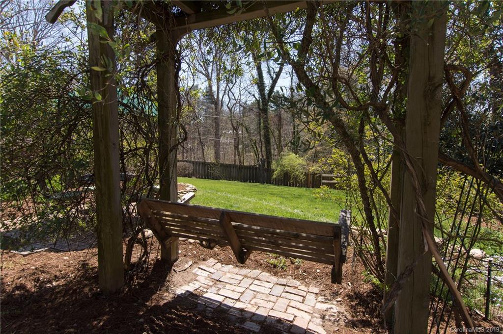 199 Forest Hill Drive Asheville NC 28803