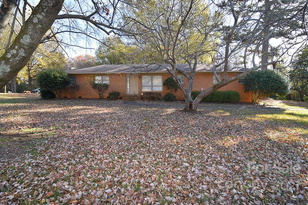 3816 Matthews Mint Hill Road Matthews NC 28105