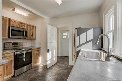 37 Piercy Street Asheville NC 28806