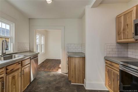 37 Piercy Street Asheville NC 28806