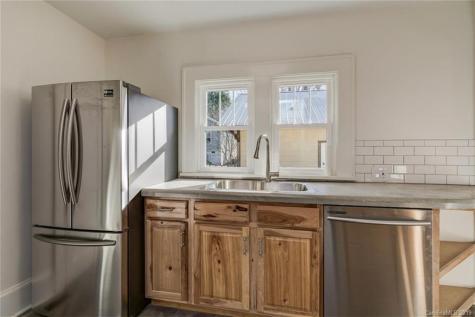 37 Piercy Street Asheville NC 28806