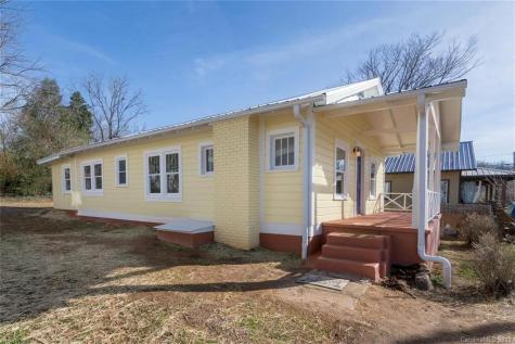 37 Piercy Street Asheville NC 28806