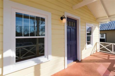 37 Piercy Street Asheville NC 28806