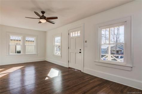 37 Piercy Street Asheville NC 28806