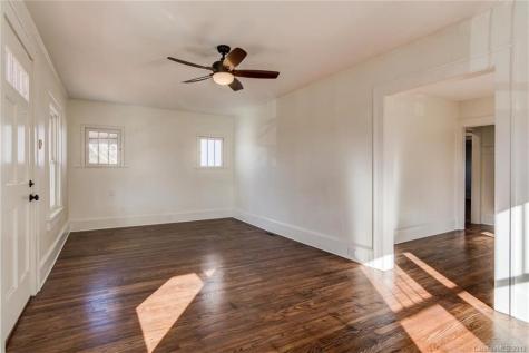 37 Piercy Street Asheville NC 28806