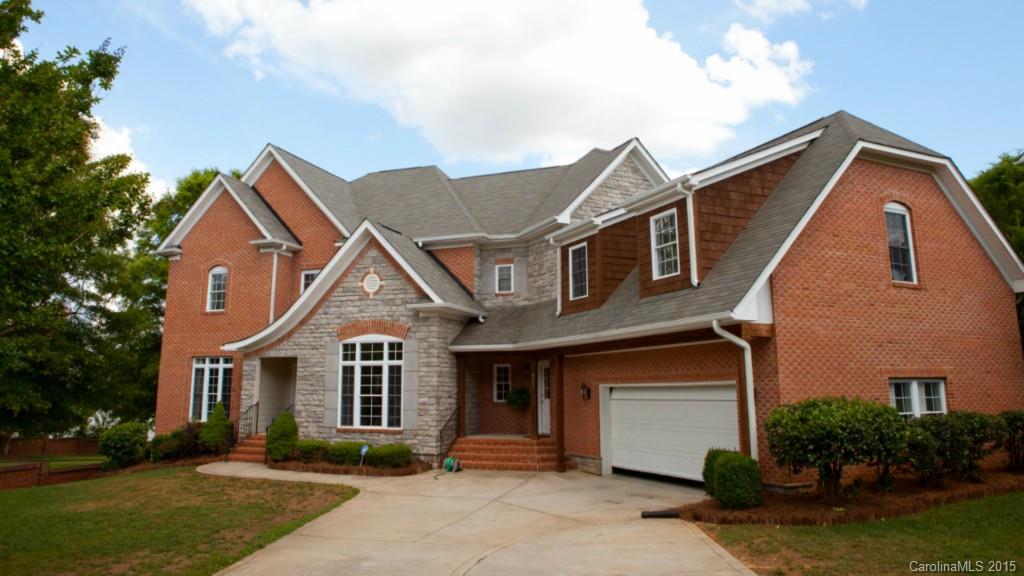 5824 Hartfield Downs Drive Charlotte NC 28269