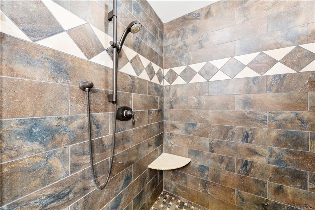 869 Ox Creek Crest Lane Weaverville NC 28787