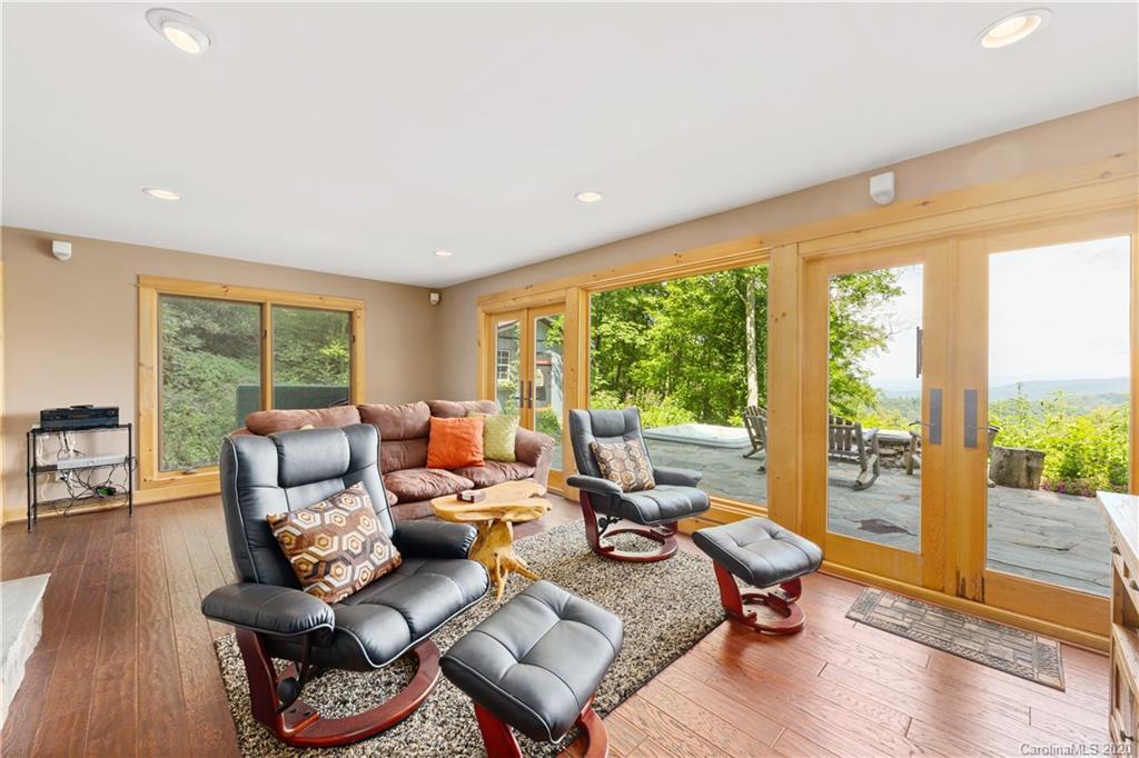 869 Ox Creek Crest Lane Weaverville NC 28787