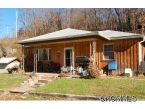 987 Max Thompson Road Canton NC 28716