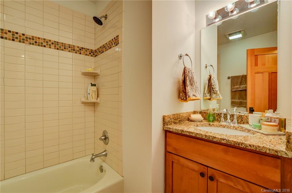 13 Reynolds Road Asheville NC 28806