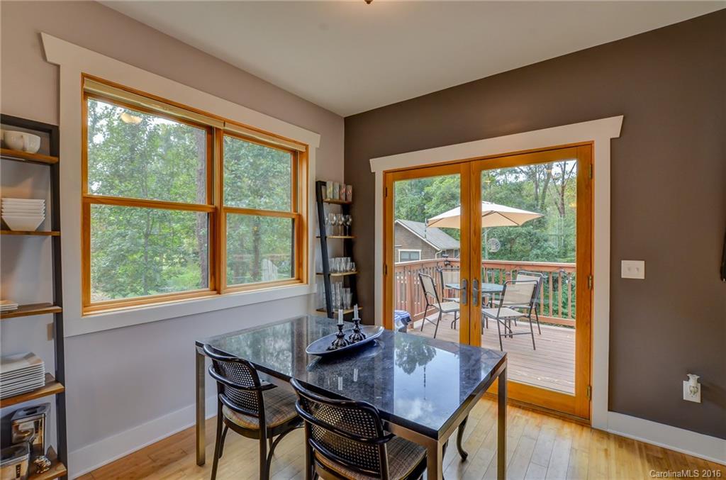13 Reynolds Road Asheville NC 28806