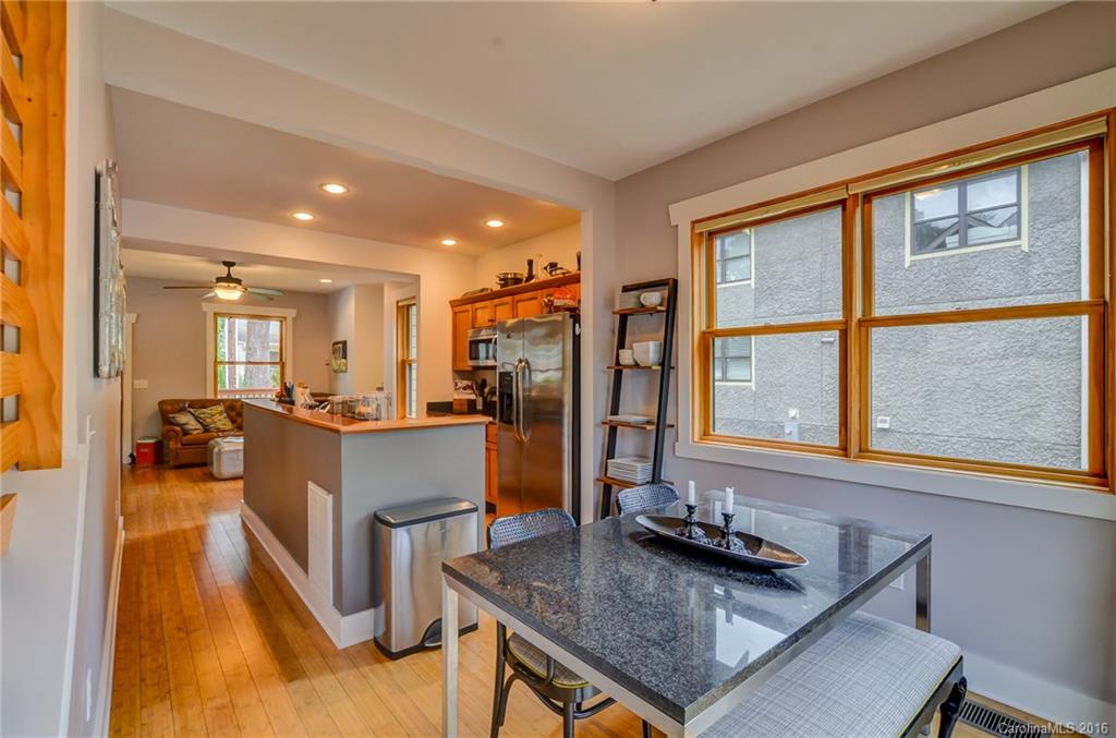 13 Reynolds Road Asheville NC 28806