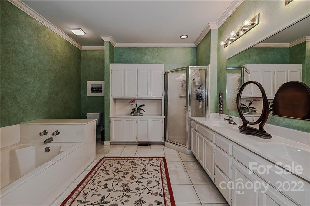 4418 Columbine Court Charlotte NC 28226