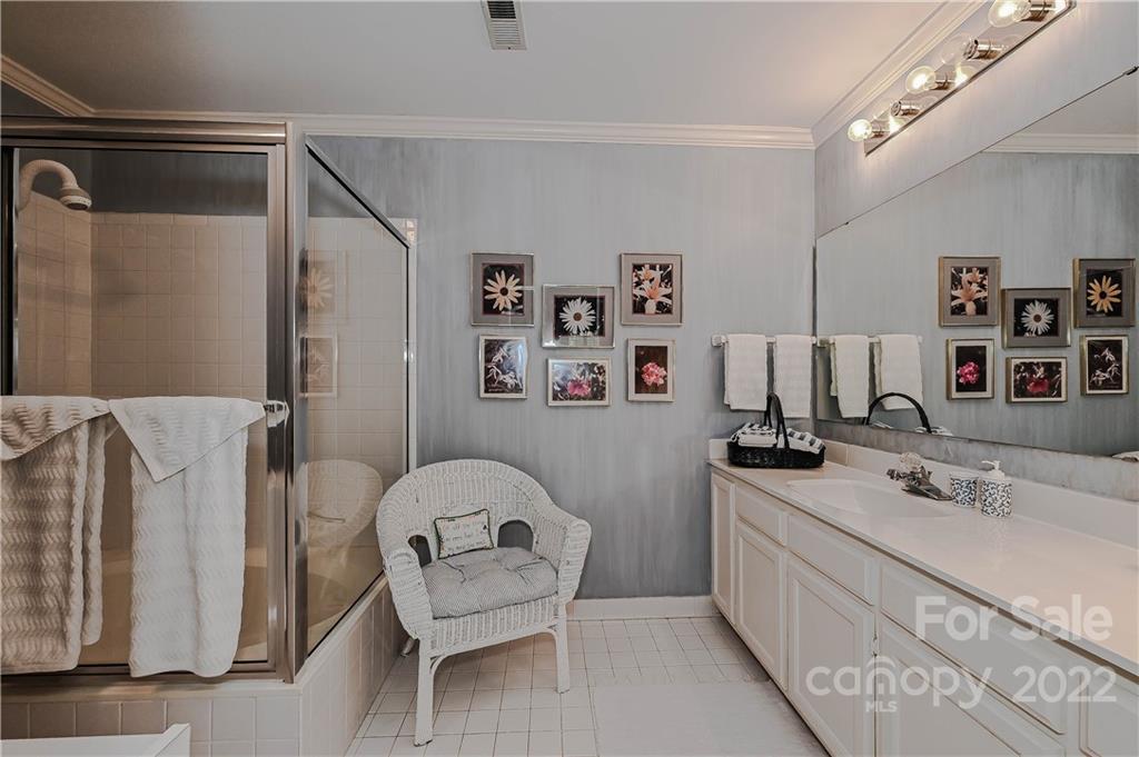 4418 Columbine Court Charlotte NC 28226