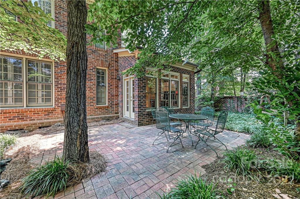 4418 Columbine Court Charlotte NC 28226