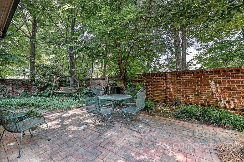 4418 Columbine Court Charlotte NC 28226