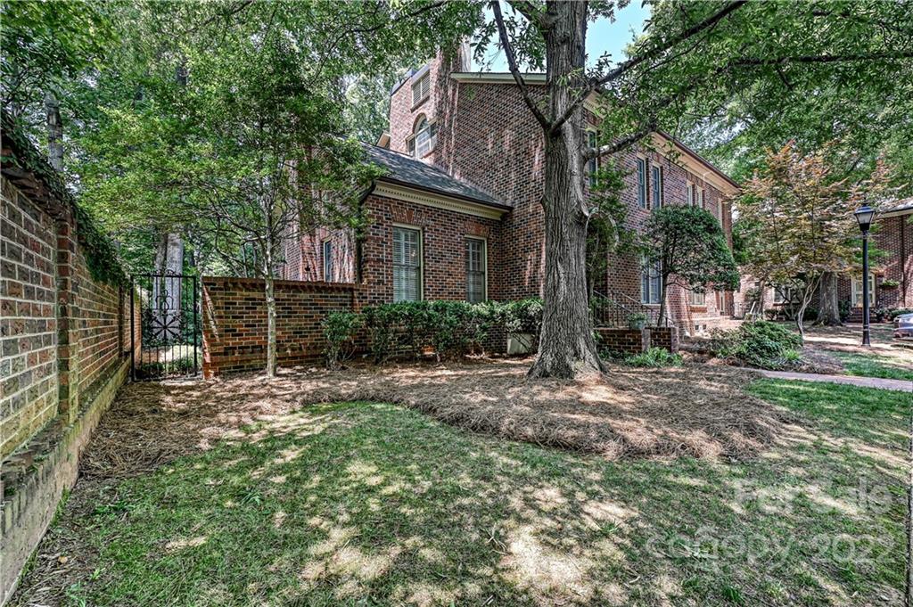 4418 Columbine Court Charlotte NC 28226