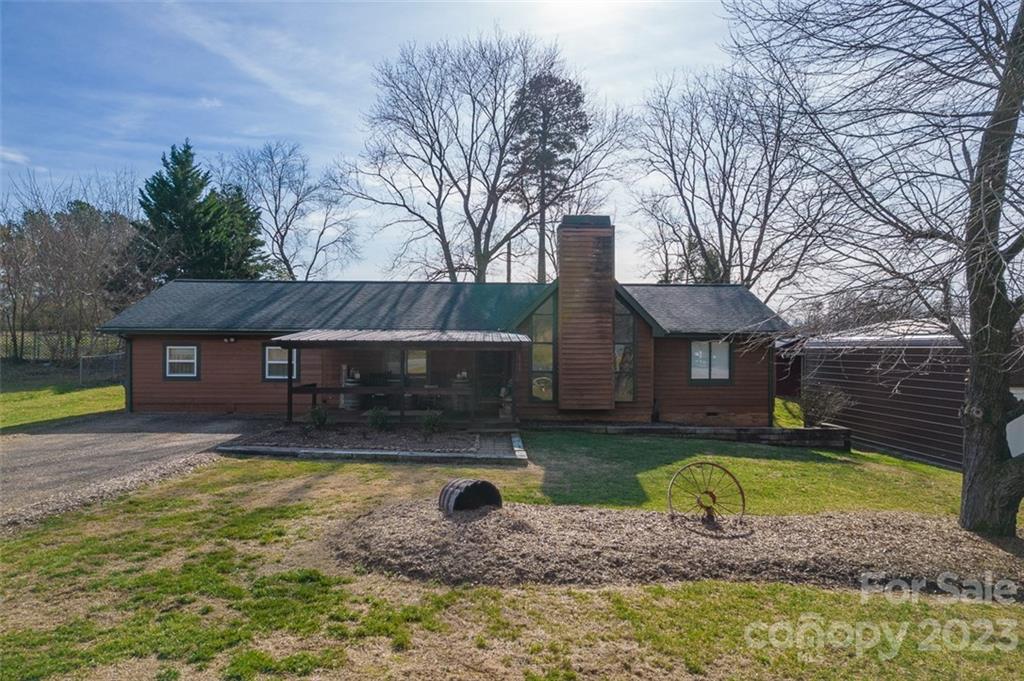 241 Pinecrest Court Taylorsville NC 28681