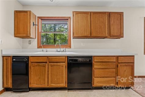 414 Foxhall Road Mills River NC 28759