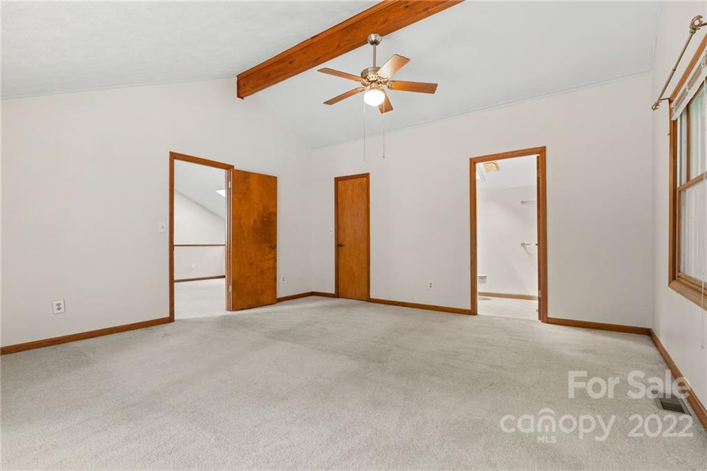 414 Foxhall Road Mills River NC 28759